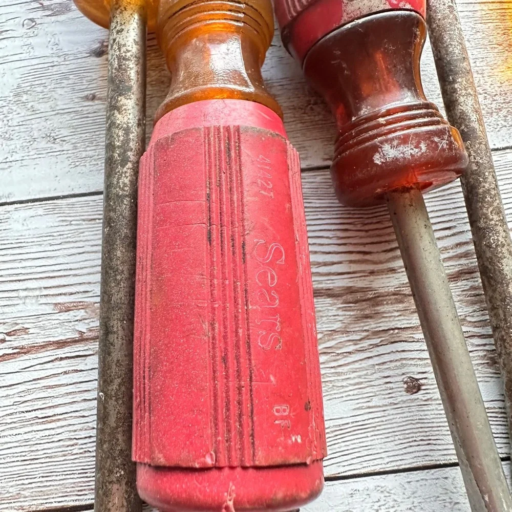 Vintage Screwdrivers Lot Sears Companion Crescent USA Red & Amber Handles Tools‎